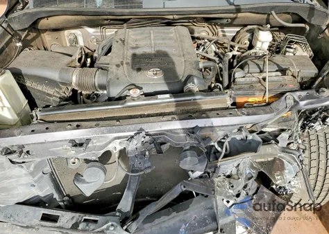 2019 Toyota Tundra Crewmax Sr5 из США, поврежденный, VIN 5TFEY5F17KX245500